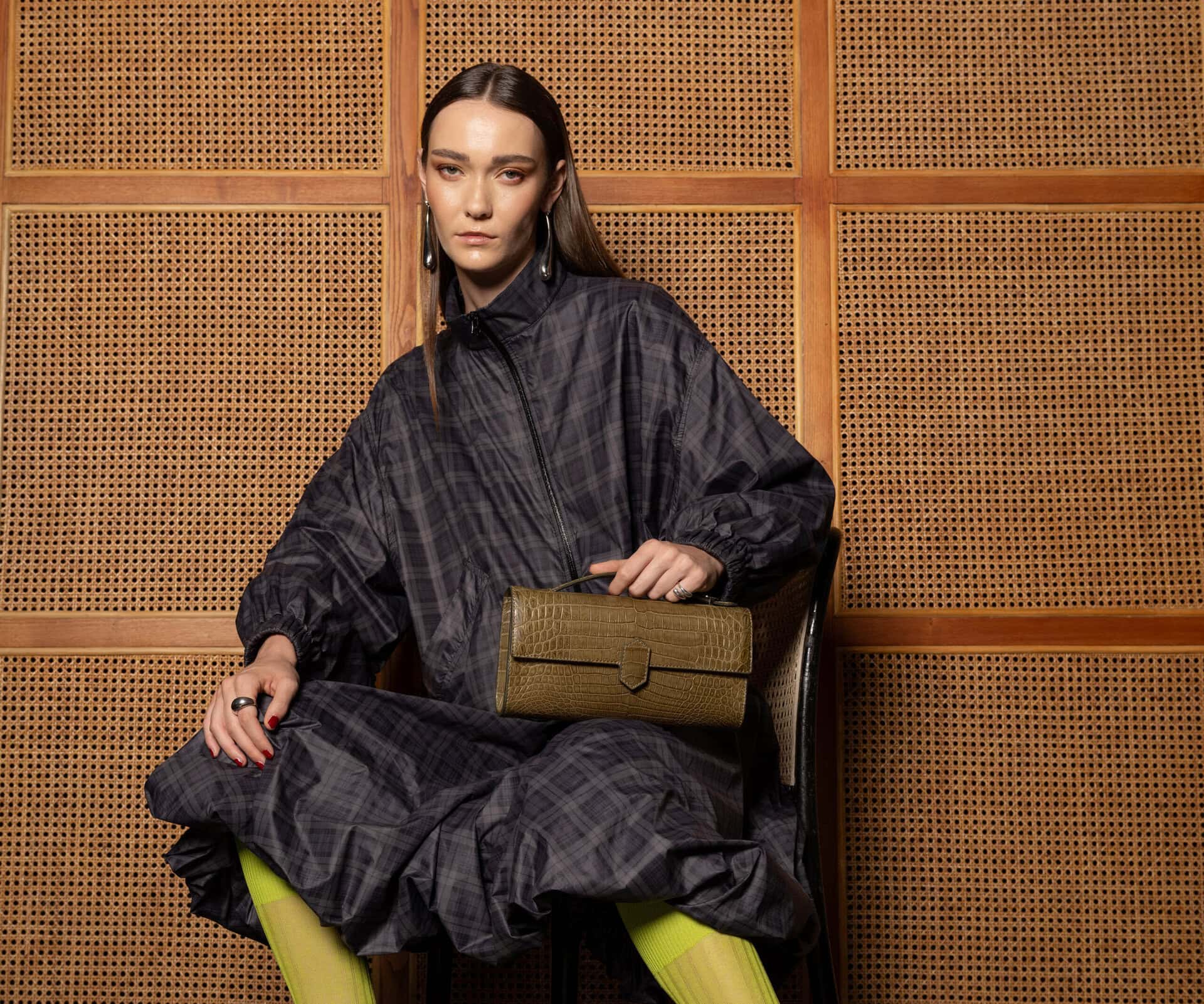 FREYE CLUTCH CROCODILE FOREST GREEN HEADER scaled